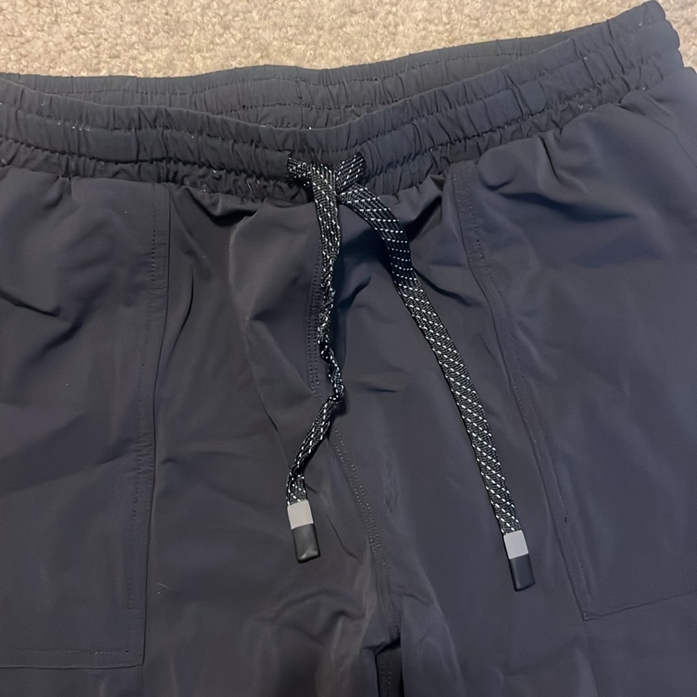 Fabletics One Joggers - Picture 4 of 5